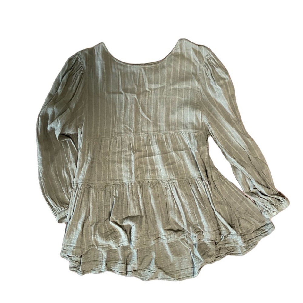 Flowy American Eagle Top. Size M.